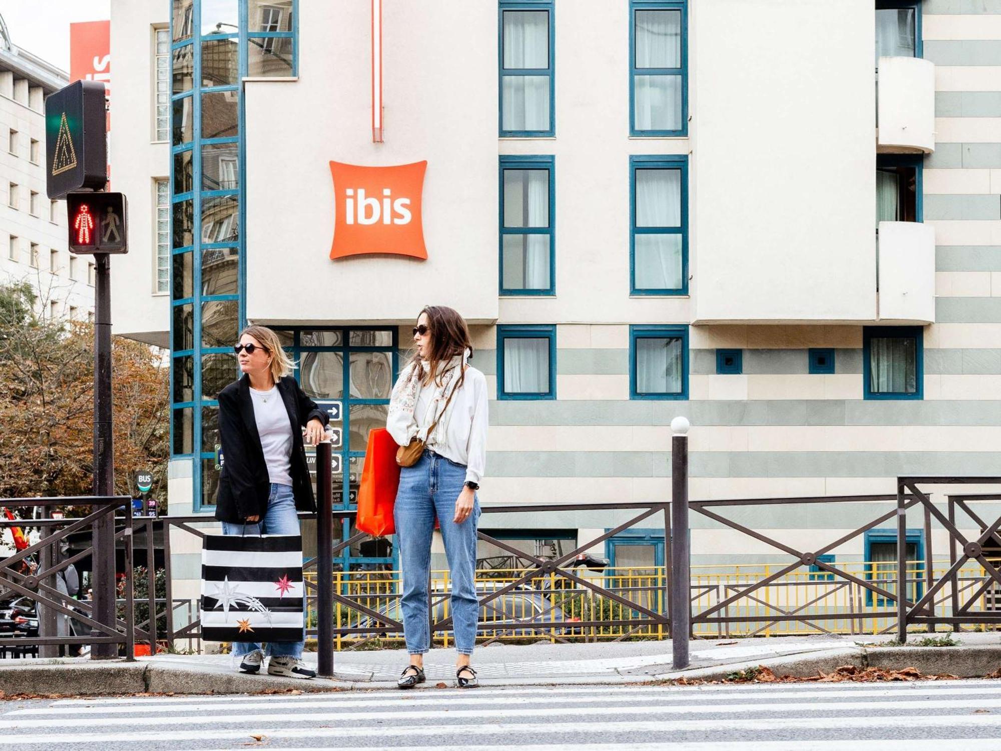 Ibis Paris Gare Montparnasse 15Eme Hotel Exterior foto